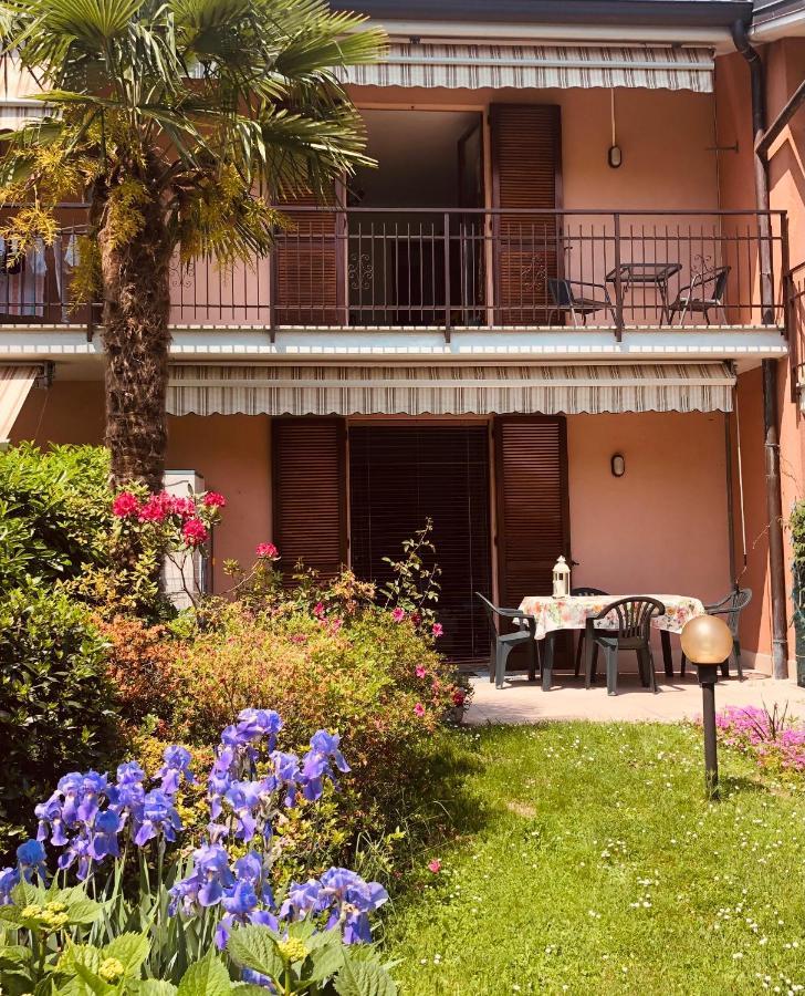 Casa Tiziana Villa Lavena Ponte Tresa Buitenkant foto