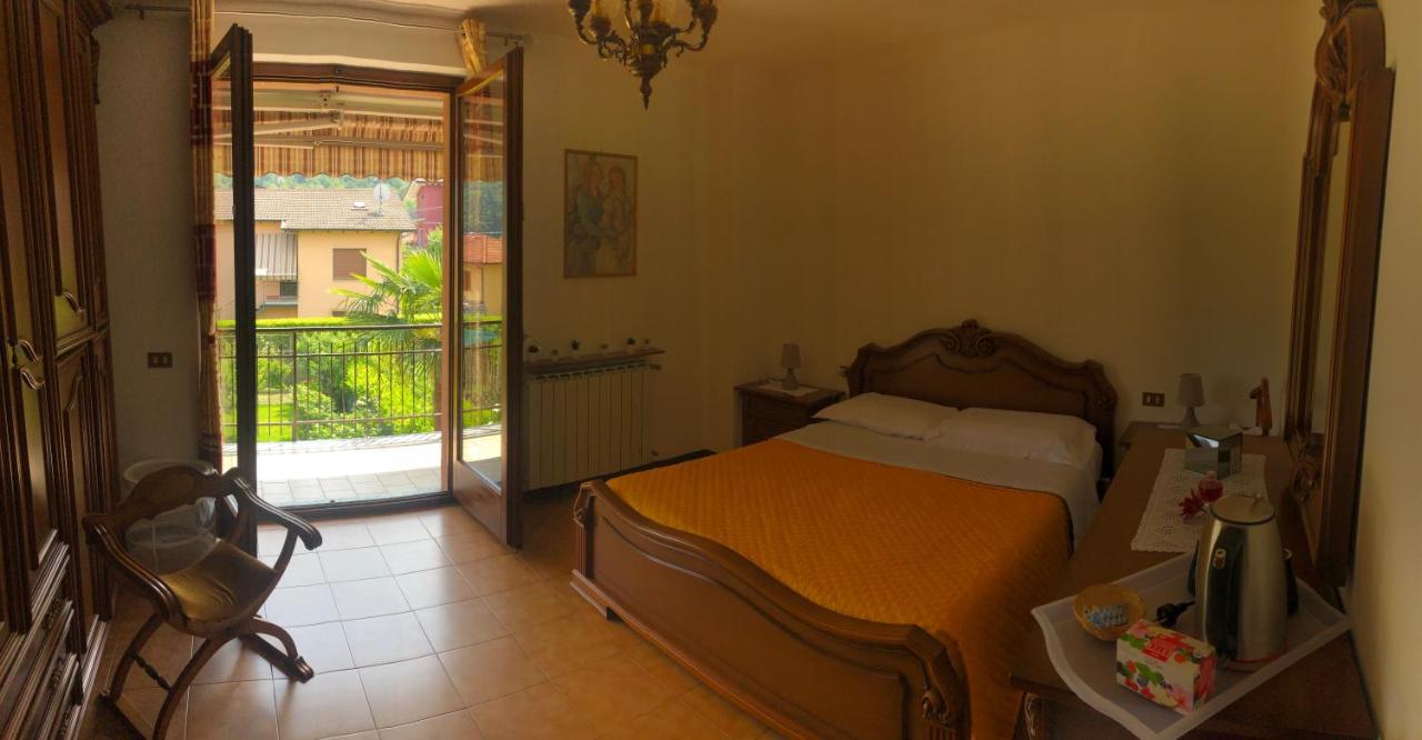 Casa Tiziana Villa Lavena Ponte Tresa Buitenkant foto