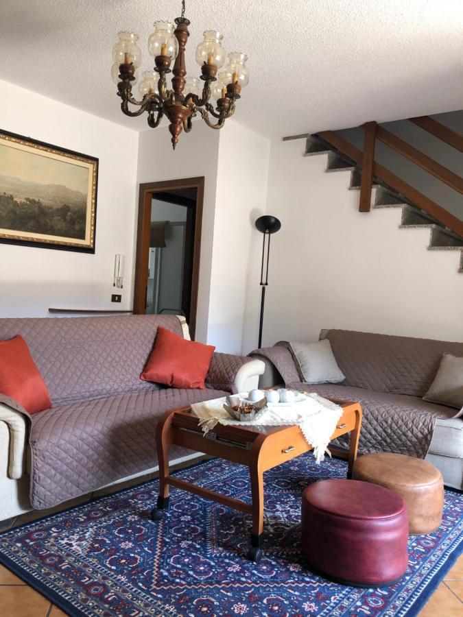 Casa Tiziana Villa Lavena Ponte Tresa Buitenkant foto