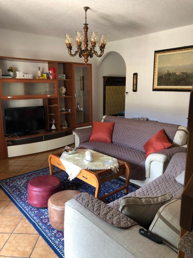 Casa Tiziana Villa Lavena Ponte Tresa Buitenkant foto